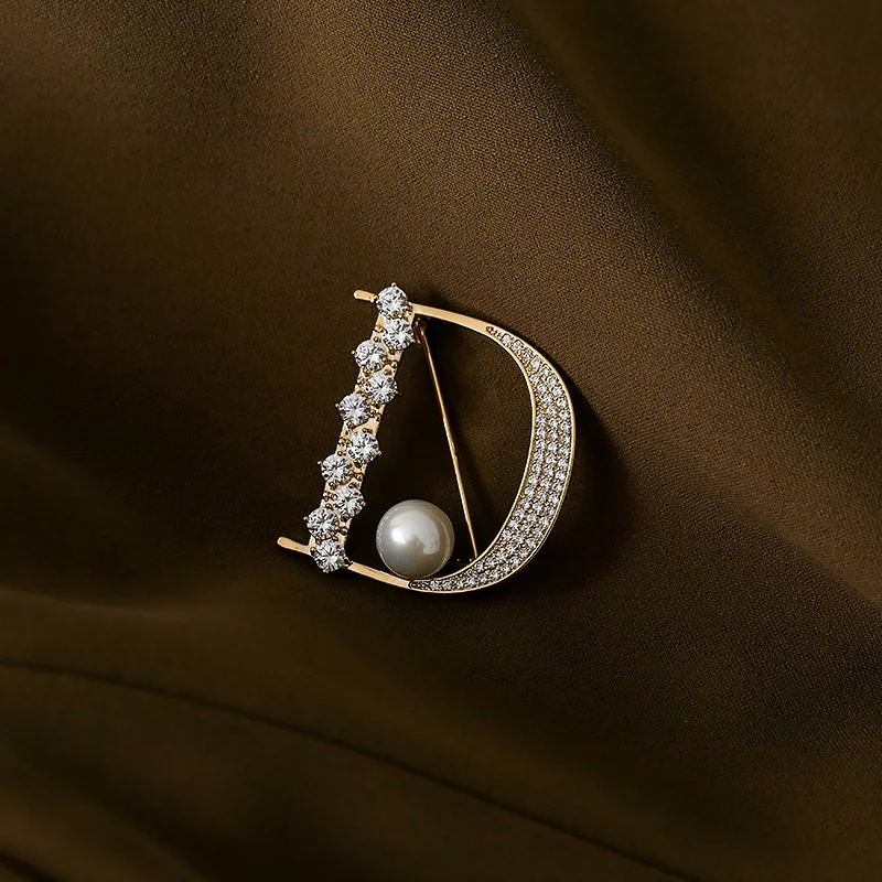 Brosa De Lux Pentru Haina Ornament Coreea Moda Cristal, Perle Tip D Scrisoare Catarame Tricou Colț Broșe Decor Bijuterii